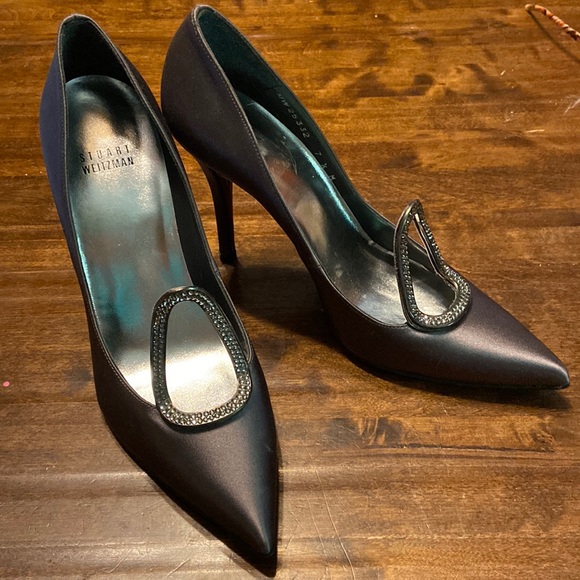 Stuart Weitzman Charcoal Satin Stilletos - Picture 1 of 8